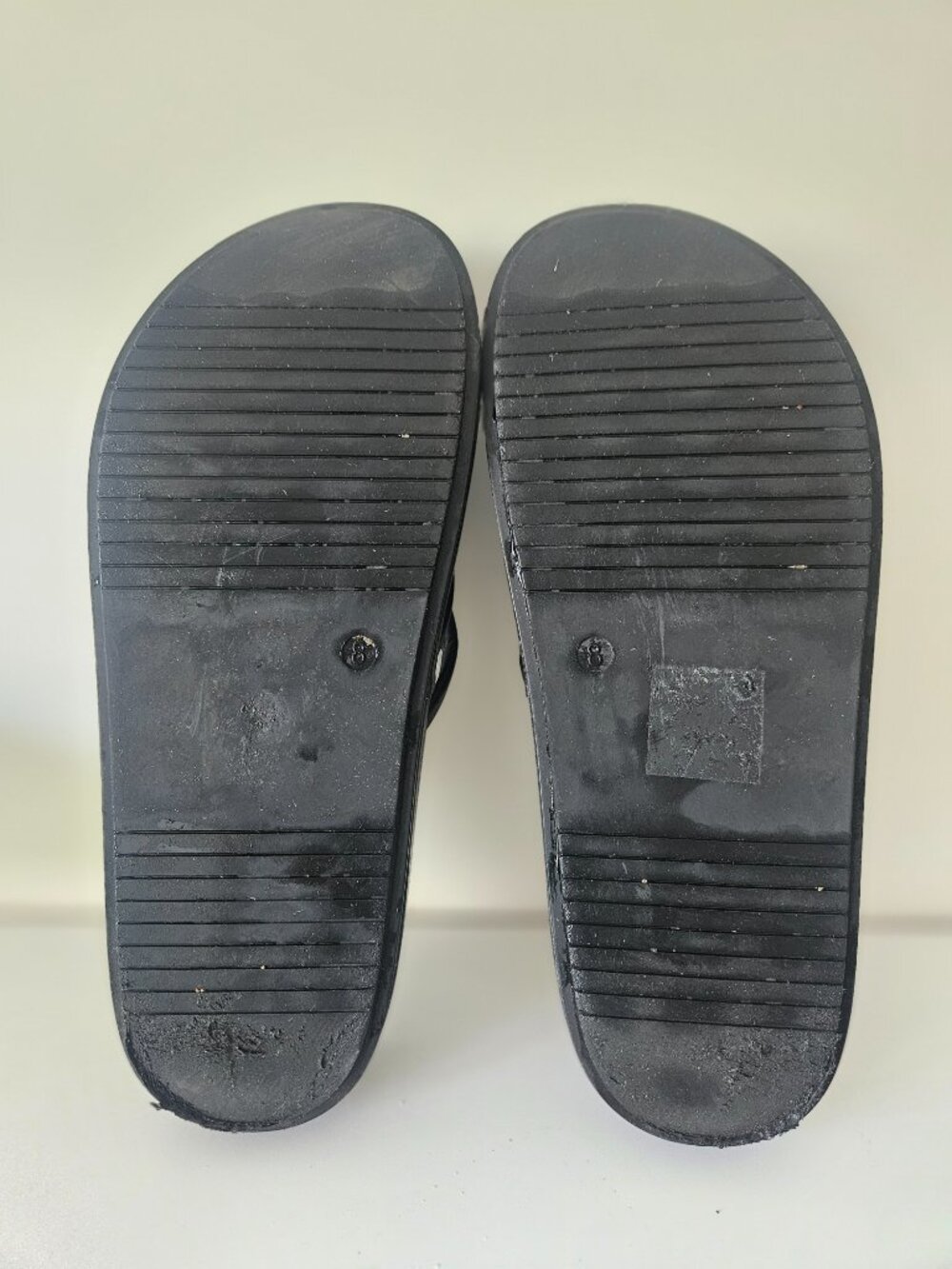 Madden Girl Fowler Black Platform Slide Sandals, Size 8 - Picture 8 of 11